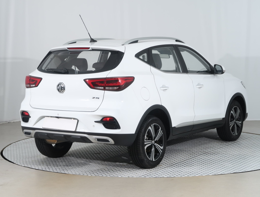 MG ZS SUV