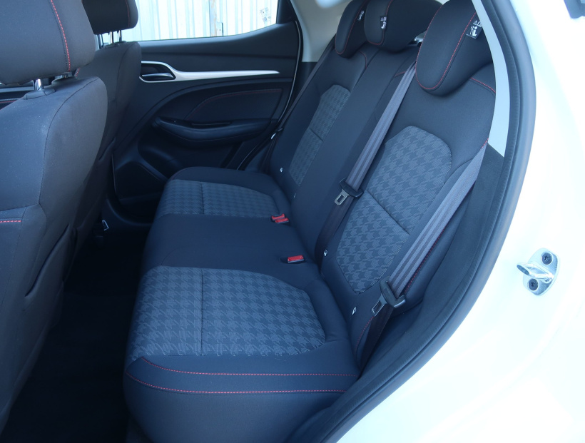 MG ZS SUV, 2024