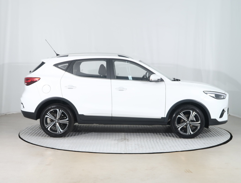 MG ZS SUV, 2024