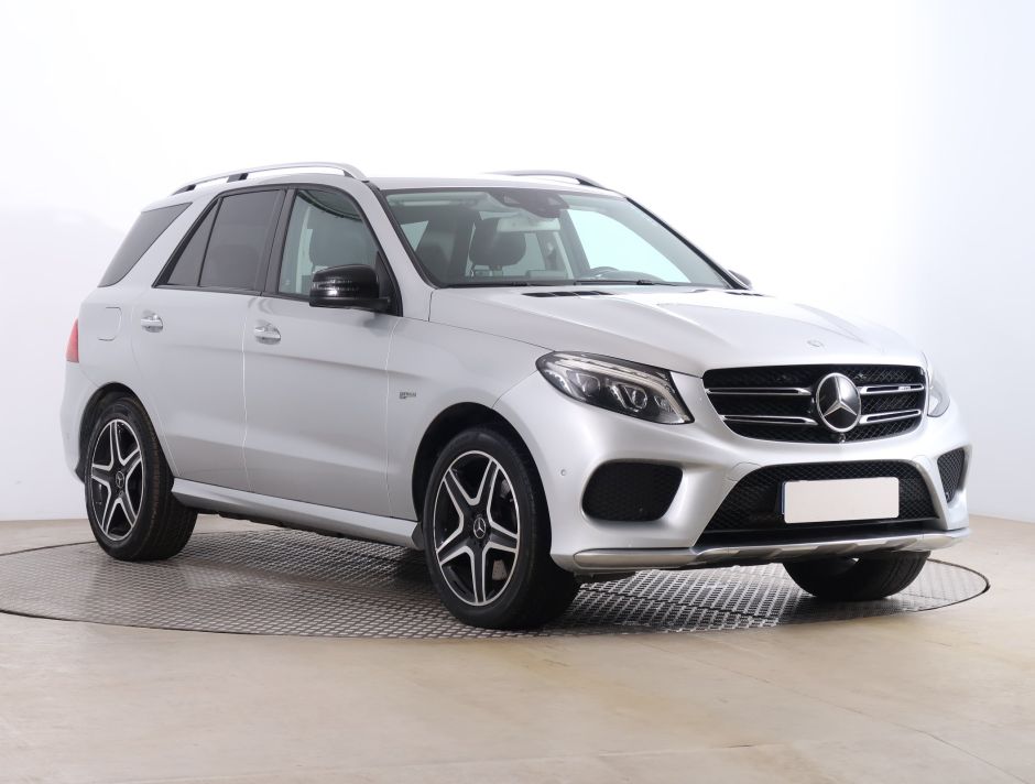 Mercedes-Benz GLE - 2016