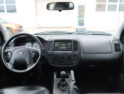 Ford Maverick 2004
