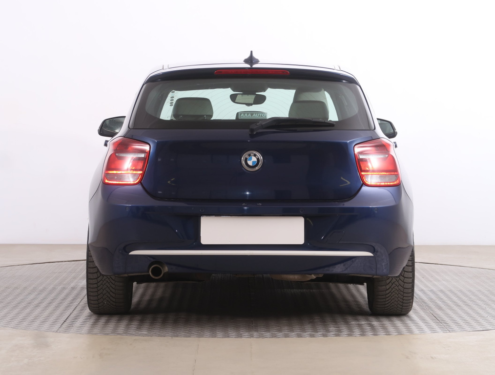 BMW 1