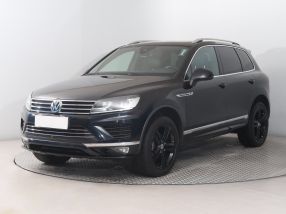 Volkswagen Touareg - 2016
