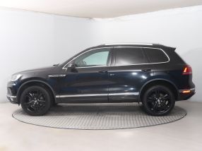 Volkswagen Touareg - 2016