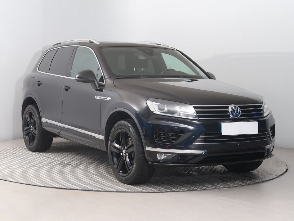 Volkswagen Touareg - 2016