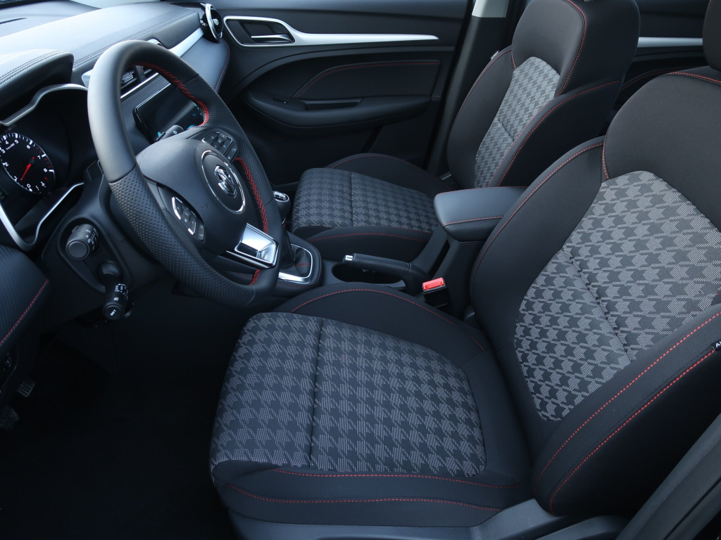 MG ZS SUV
