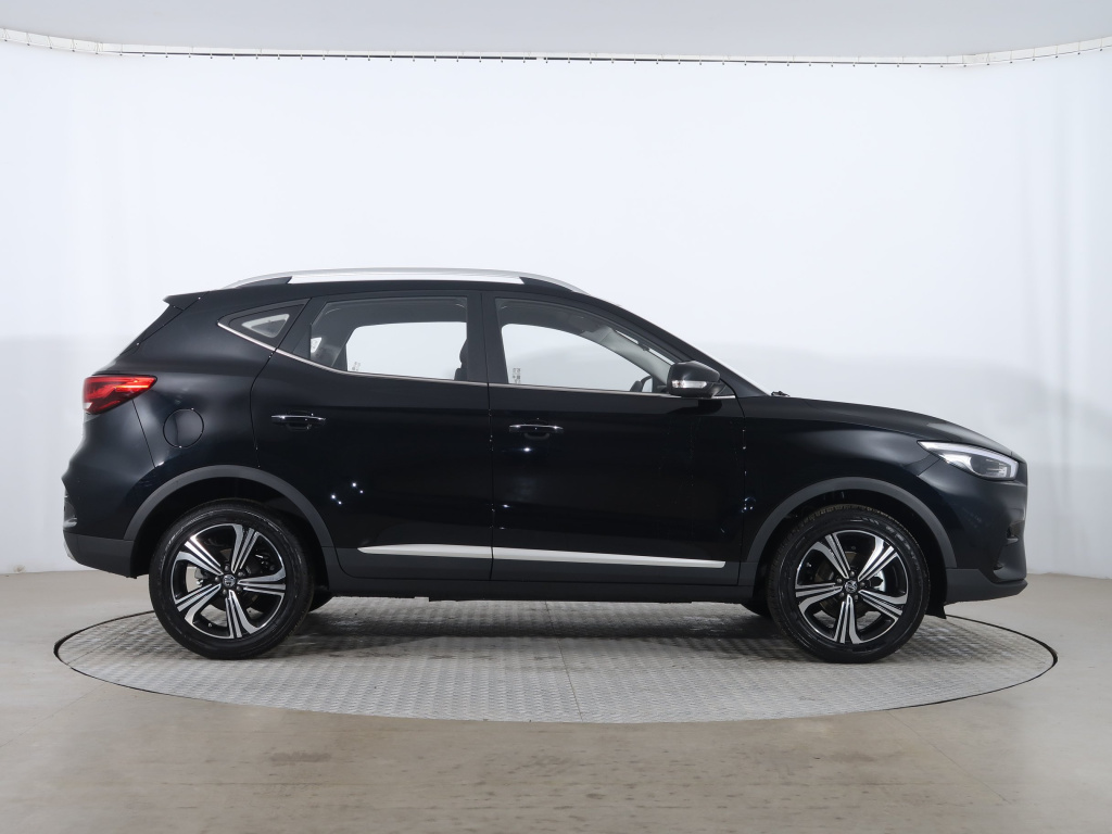 MG ZS SUV
