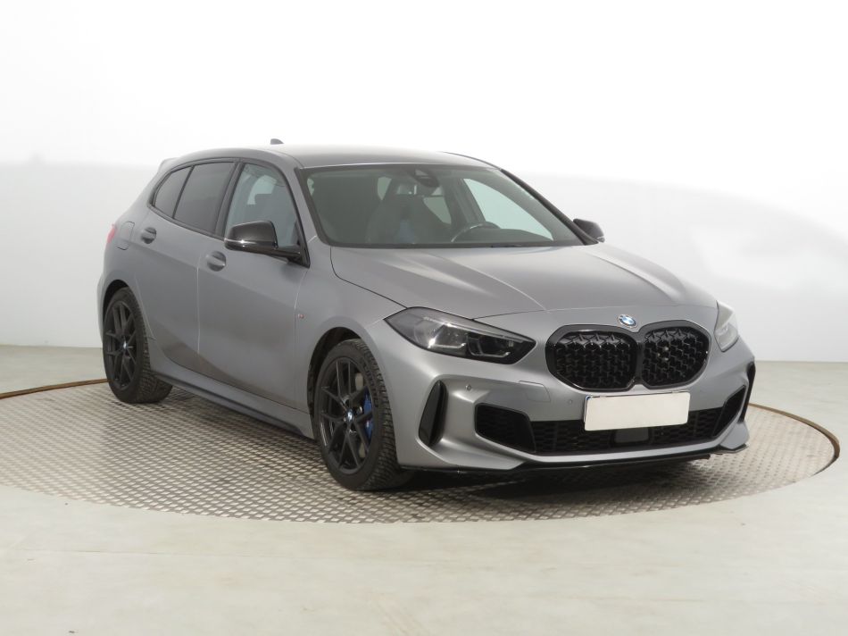 BMW 1 - 2022