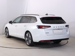 Skoda Superb - 2025