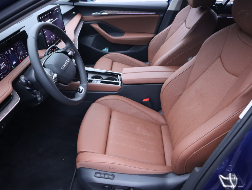 Škoda Superb, 2025