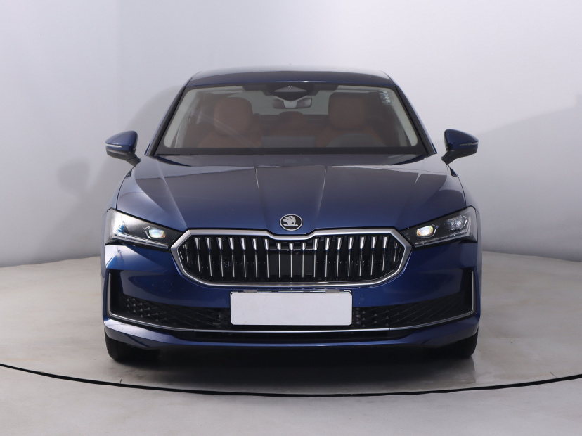 Škoda Superb, 2025