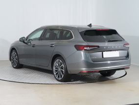 Skoda Superb - 2025
