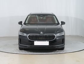 Skoda Superb - 2025