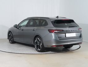 Skoda Superb - 2025