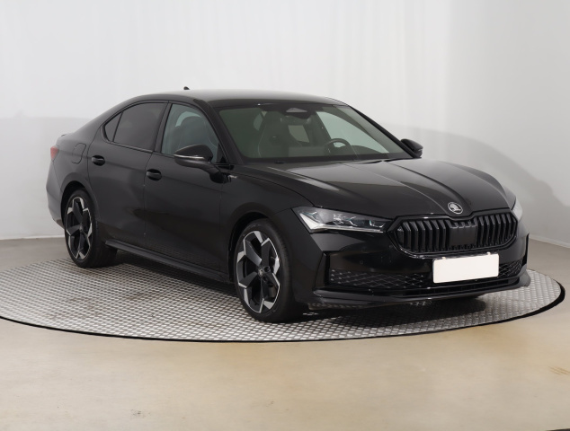 Škoda Superb 2025