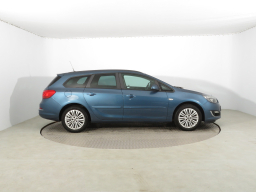Opel Astra 2013
