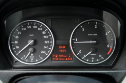 BMW 3 2011
