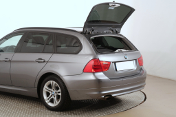 BMW 3 2011