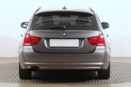 BMW 3 2011