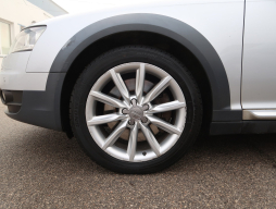 Audi Allroad 2011
