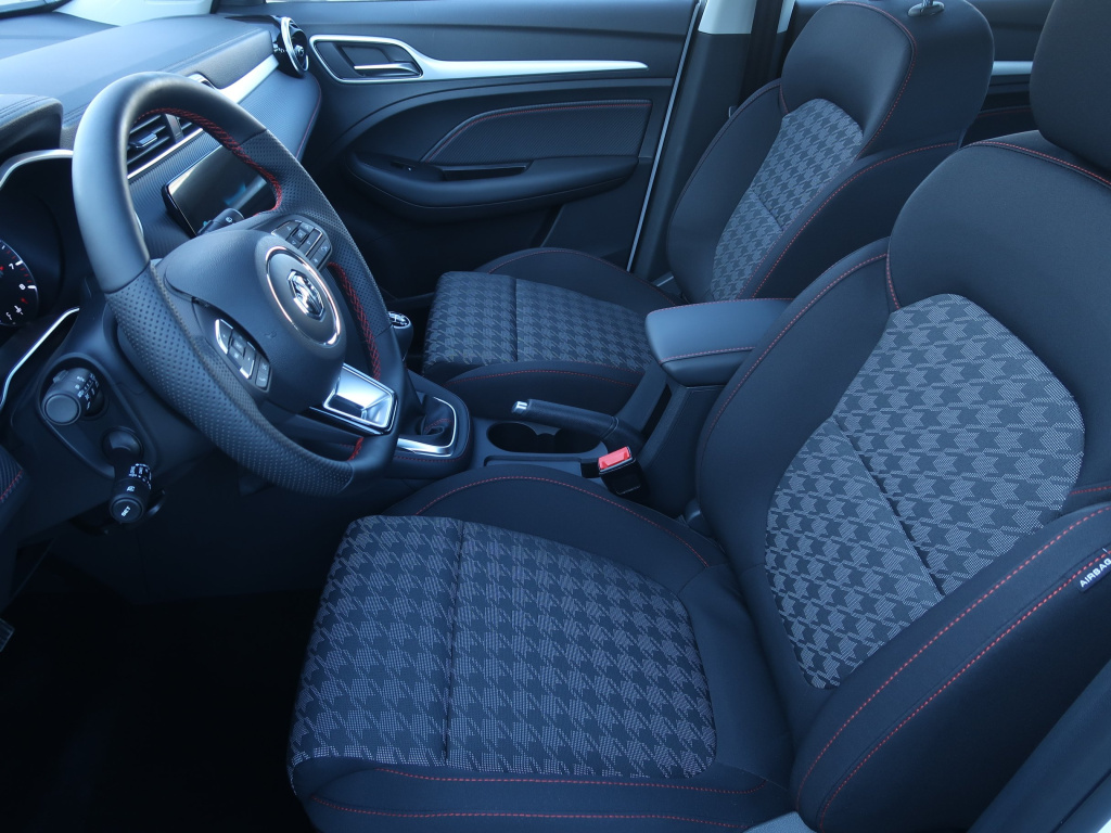 MG ZS SUV