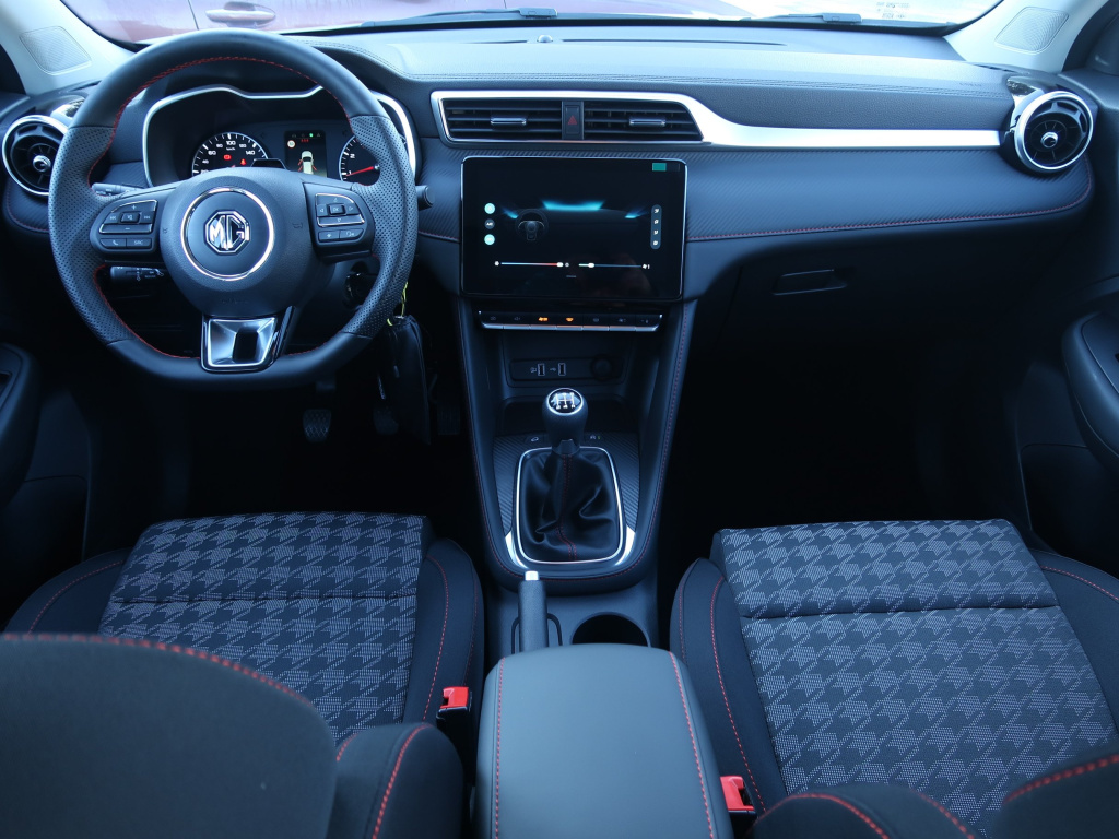 MG ZS SUV