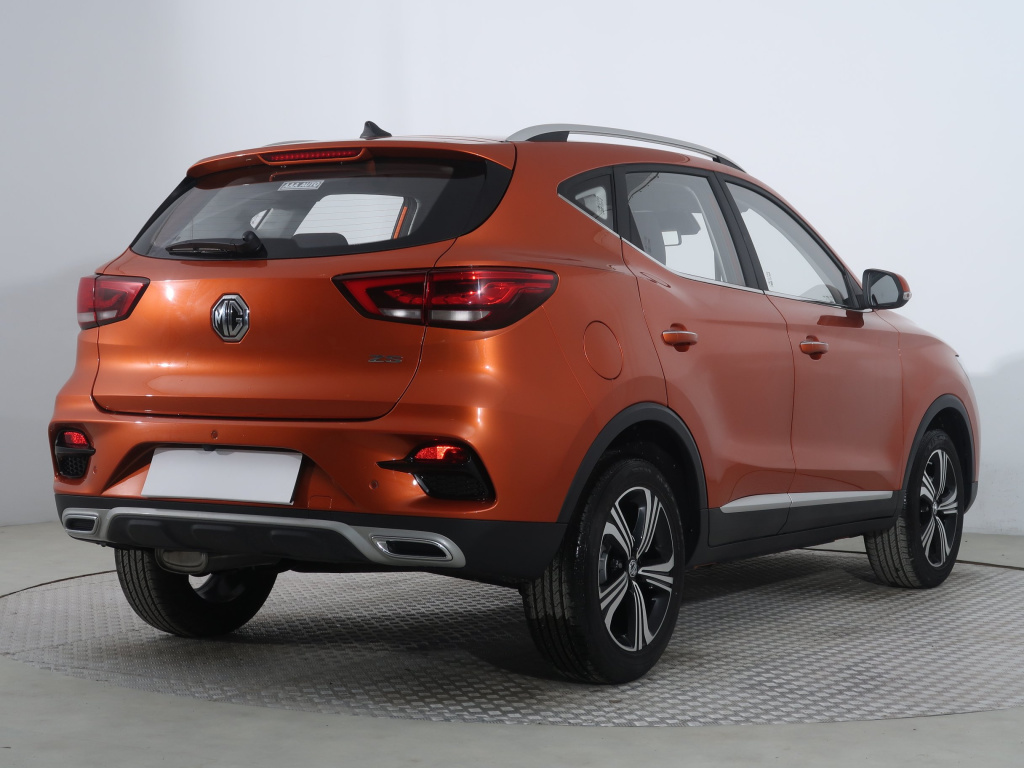 MG ZS SUV