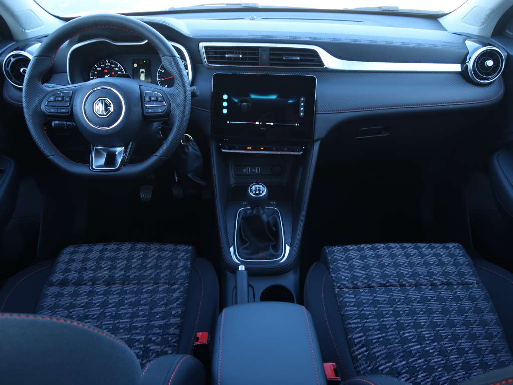 MG ZS SUV