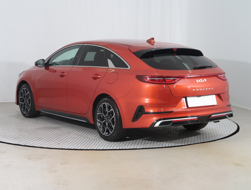 Kia ProCeed, 2025