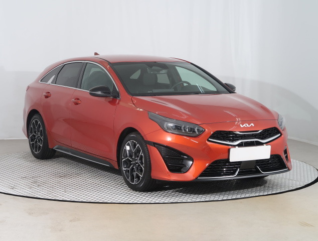 Kia ProCeed 2025