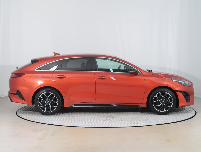 Kia ProCeed, 2025