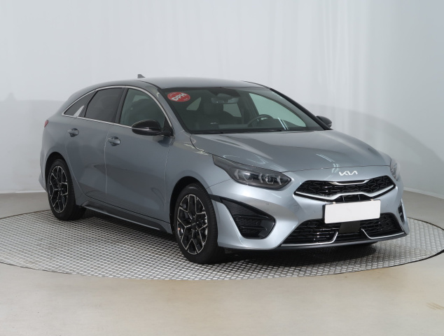 Kia ProCeed 2025