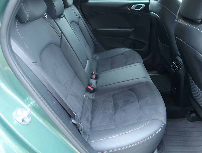 Kia ProCeed, 2025