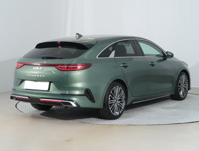 Kia ProCeed, 2025