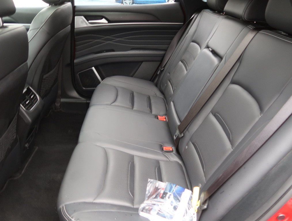 Dongfeng Fengon 5