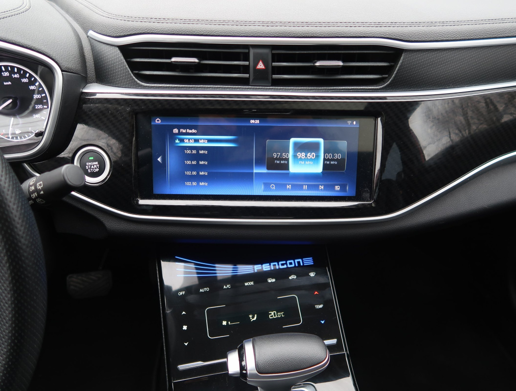 Dongfeng Fengon 5
