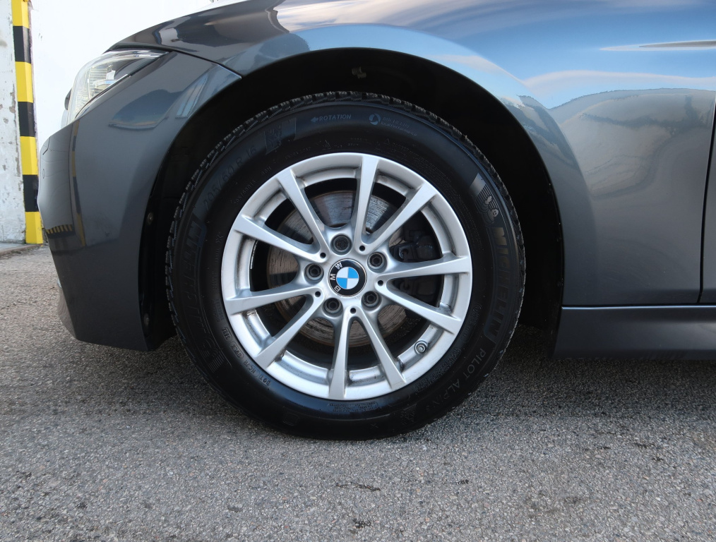 BMW 3