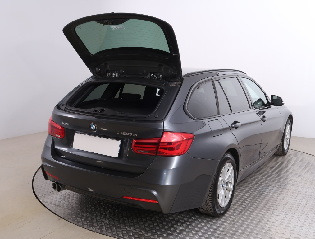 BMW 3