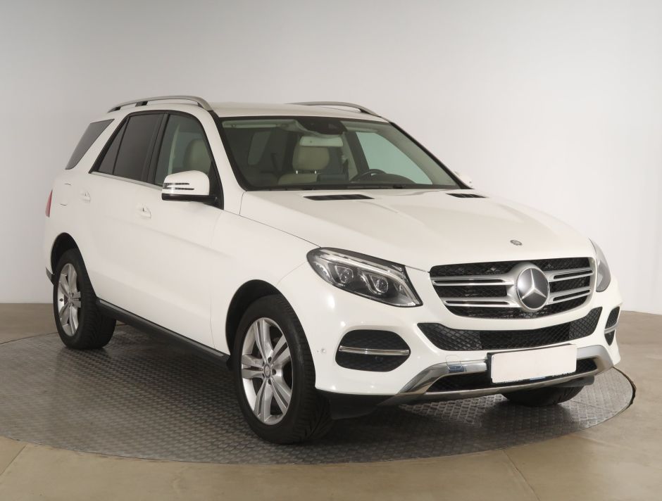 Mercedes-Benz GLE - 2016