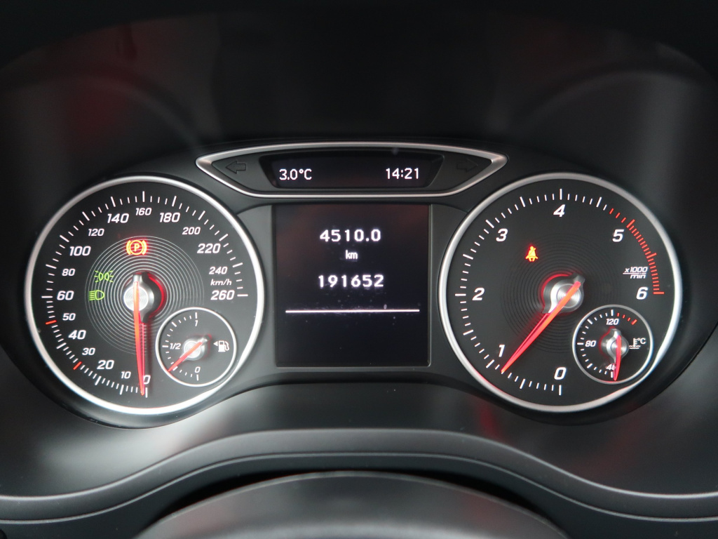 Mercedes-Benz B