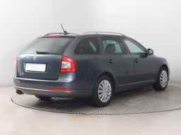 Škoda Octavia 2010