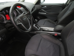 Opel Zafira Tourer 2012
