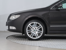Škoda Superb 2010