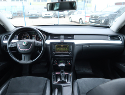 Škoda Superb 2010