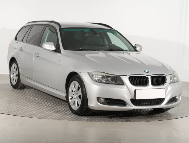 BMW 3 2011