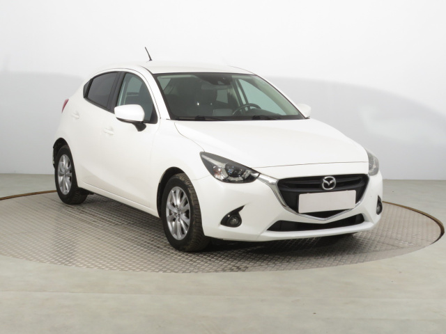 Mazda 2 2015