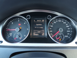 Volkswagen Passat 2011