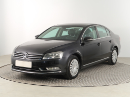 Volkswagen Passat 2011