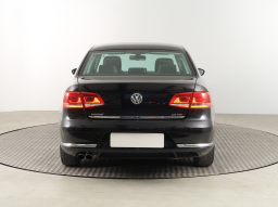 Volkswagen Passat 2011