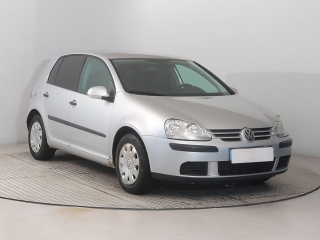 Volkswagen Golf, 2005